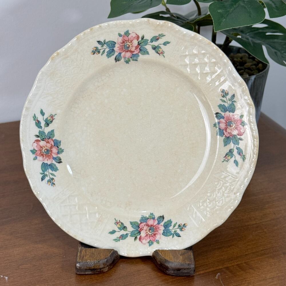 Vintage Homer Laughlin Dessert Plate Trellis L Staining & Crazing Toasty 7"